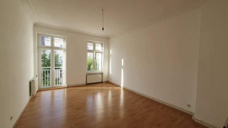 Helle, frischrenovierte 2-Zi.-Wohnung in Neu-Britz — photo 1